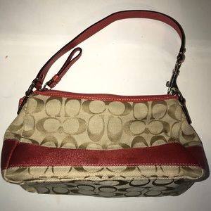 PRICE DROP!!!‼️‼️🎉 Coach shoulder purse